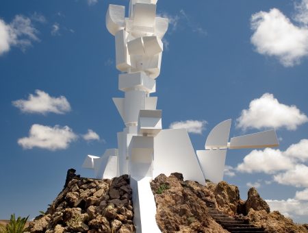 Los Centros de Arte, Cultura y Turismo sacan a licitación la rehabilitación de la Escultura de la Fecundidad