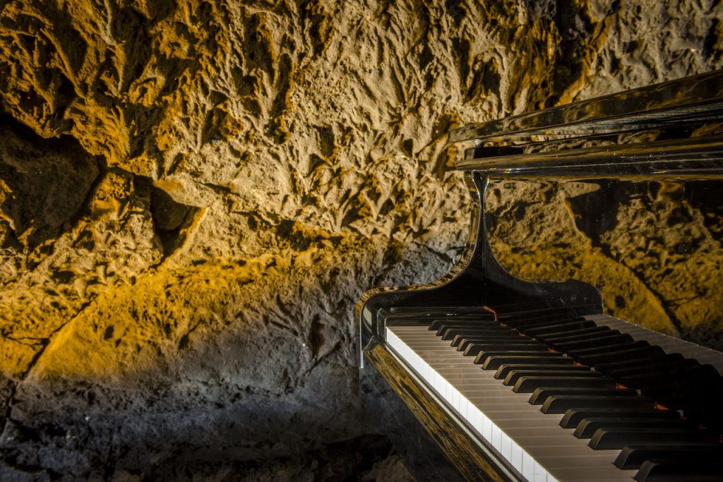 Danza y música convocatoria Festival Música Cueva de los Verdes